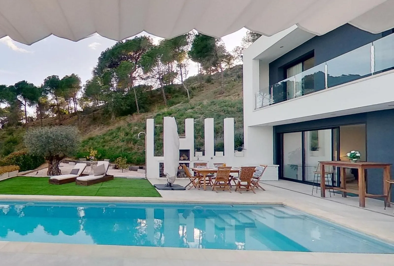 Premium Habitat 3 Hermanas Villa Sant Andreu de Llavaneres 0*,  Spain